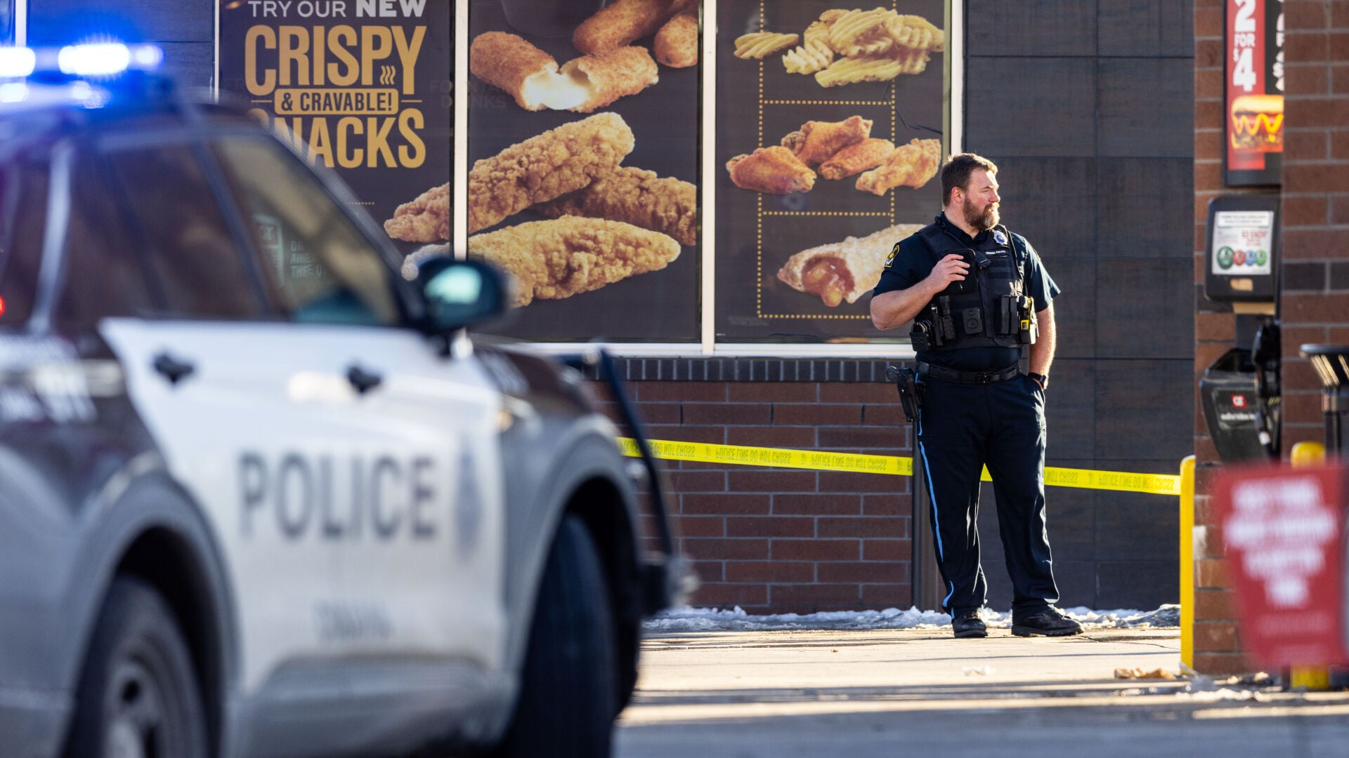 3 OPD officers injured, suspect killed at South Omaha gas station