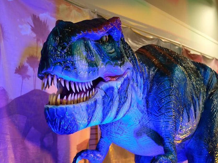 Jurassic Safari A Drive Thru Dinosaur Exhibit Will Be In Residence At The Sarpy County Fairgrounds For Two Weekends In October Papillion Omaha Com