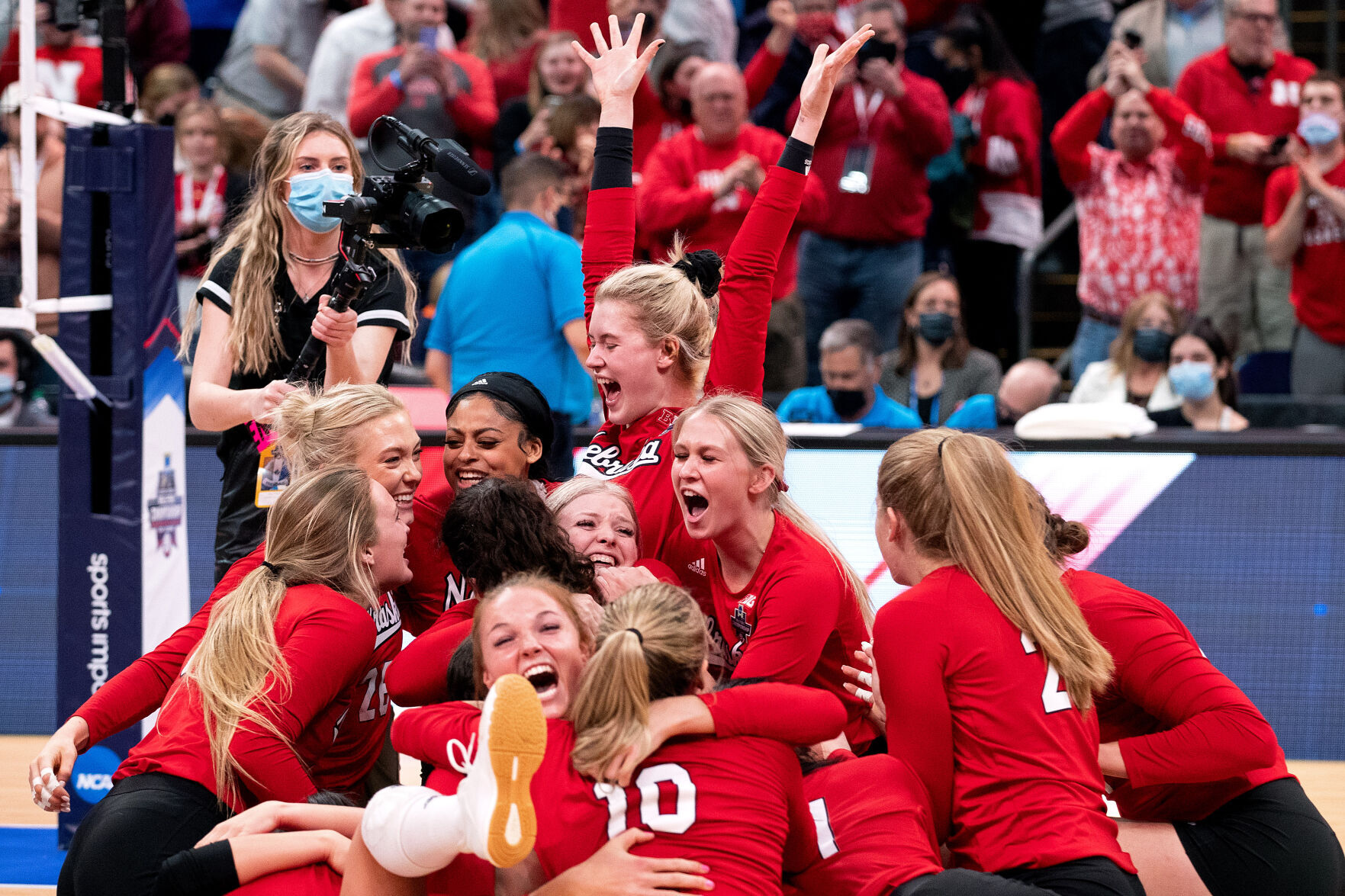 Nebraska Volleyball Defeats Pitt In Four Sets To Advance To National ...