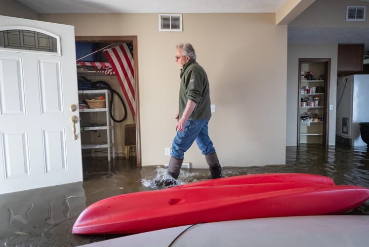 Sarpy County residents of lake communities return to flooded homes for the first time