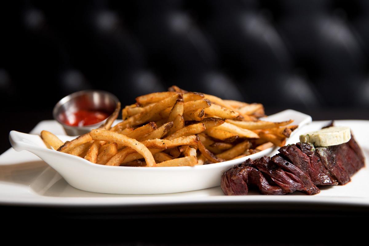 Dining Review Tavern 180 Serves An Approachable Blend Of Formal