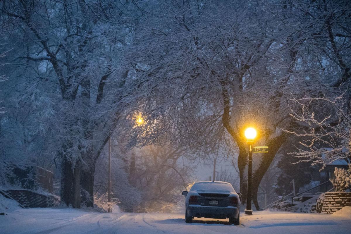 About 2 inches of snow reported in Omaha; 4 inches in Papillion
