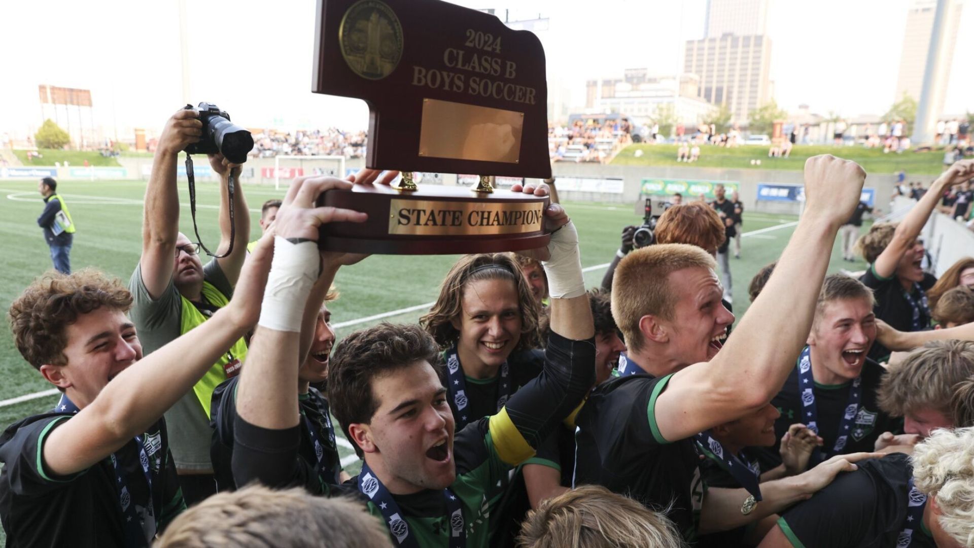 Omaha Skutt Captures 6th Straight Class B All-Sports Title With Elkhorn ...