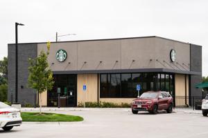 092526-owh-new-starbucks-as-5.jpg
