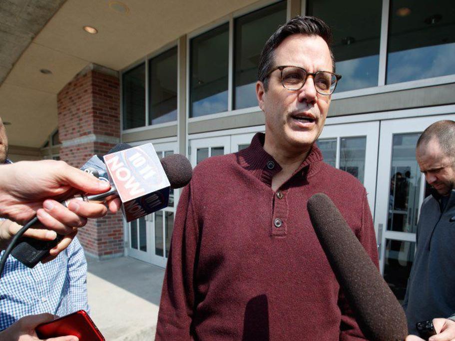 Nebraska Fires Men S Basketball Coach Tim Miles After Seven
