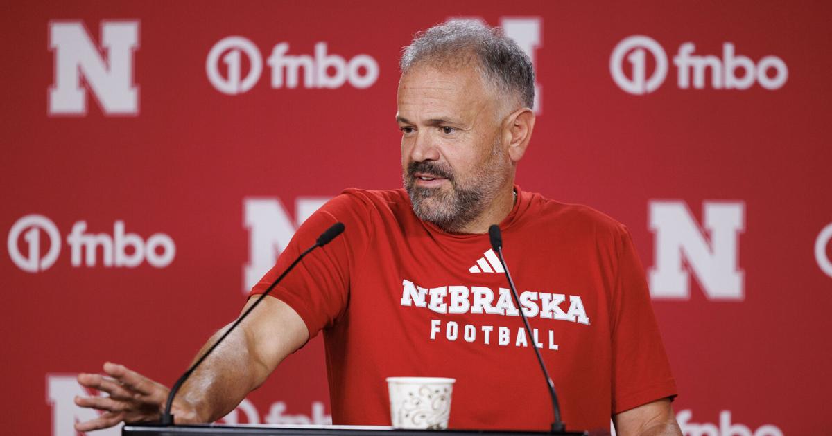Video: Die vollständige Pressekonferenz von Matt Rhule zur Vorbereitung ...
