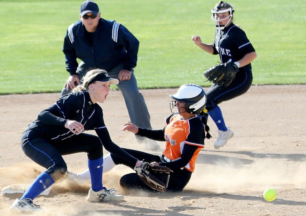 Class B state softball Seward Wayne Beatrice and Crete advance