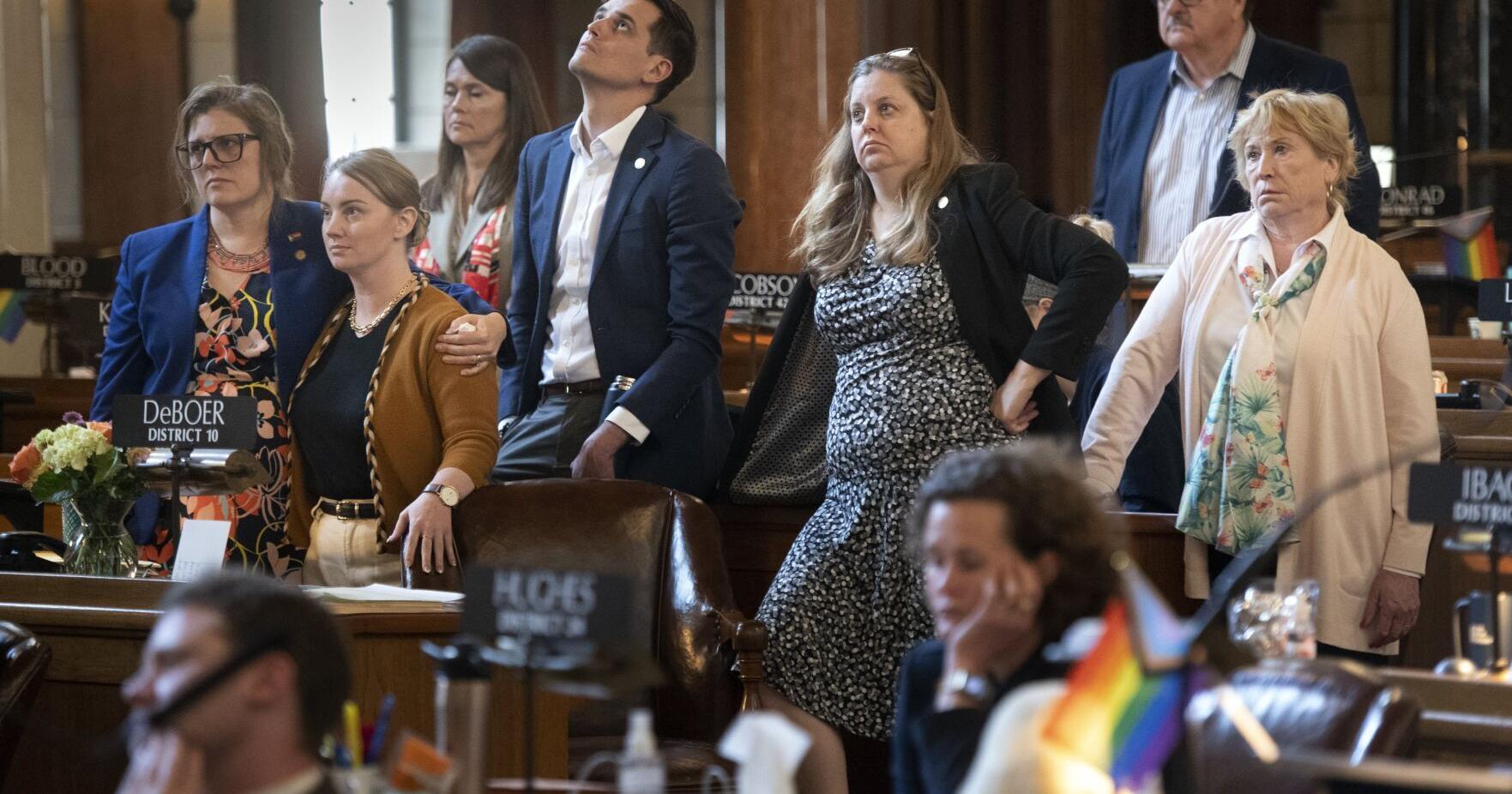 'Vestiges of dysfunction': How partisan division added to a rancorous Nebraska legislative session - Vimarsana News