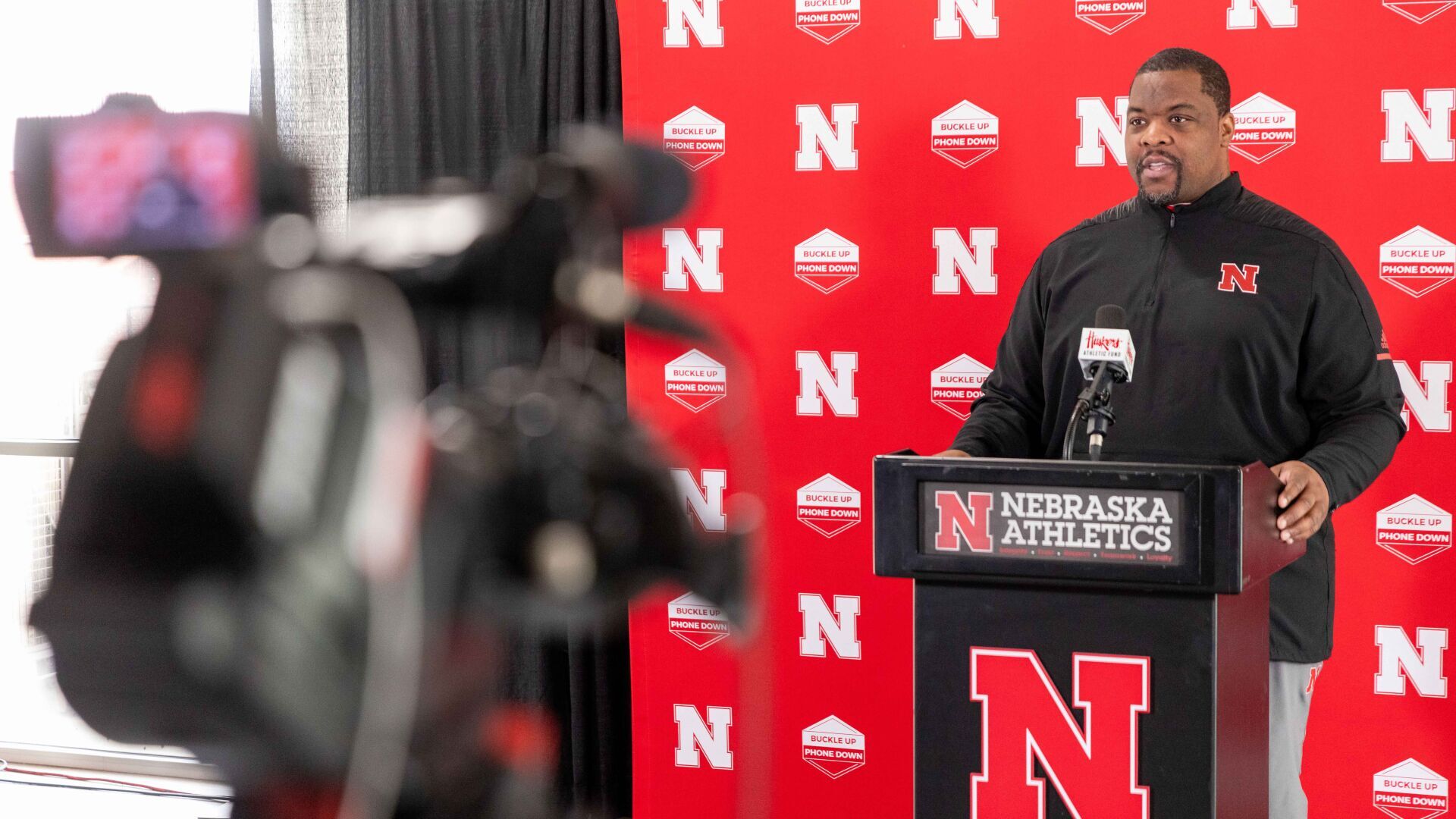 Video: Nebraska D-line Coach Terrance Knighton And Players Following ...