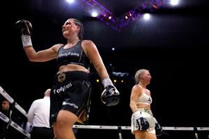 BOXING-SUPER-WELTERWEIGHT-CAMERON-MAYER/