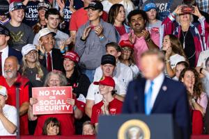 100526-owh-spo-potusvisit-cm-11
