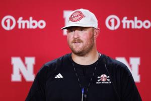 081126-owh-spo-huskerfb-nf-60