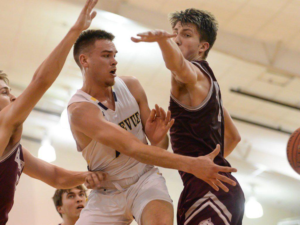 Bellevue Basketball Rides Hot Streak To Another Conference Championship Local Sports Omaha Com