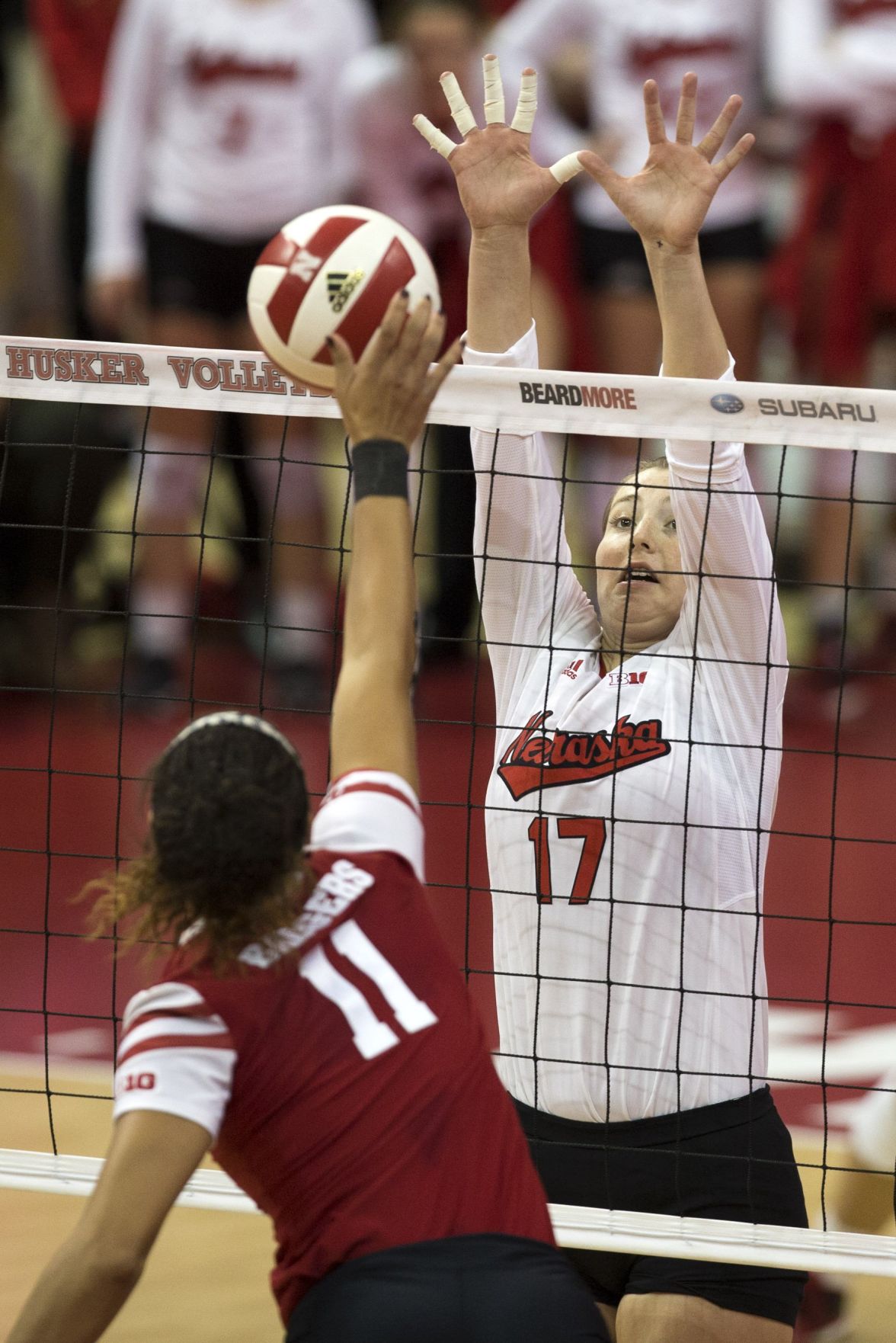 Rally helps Nebraska volleyball topple another power, as Huskers ...