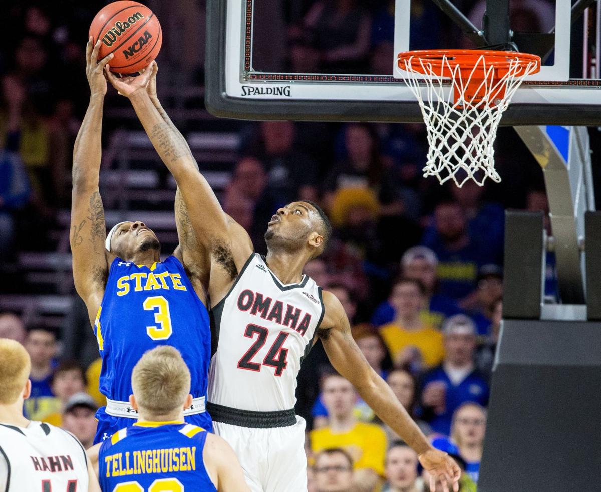 March Anguish Uno Men S Basketball Just Misses First Ncaa