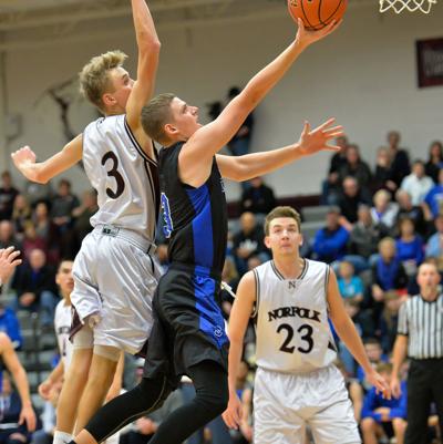 Pospisil Top Ranked Omaha Creighton Prep Doesn T Get Rattled