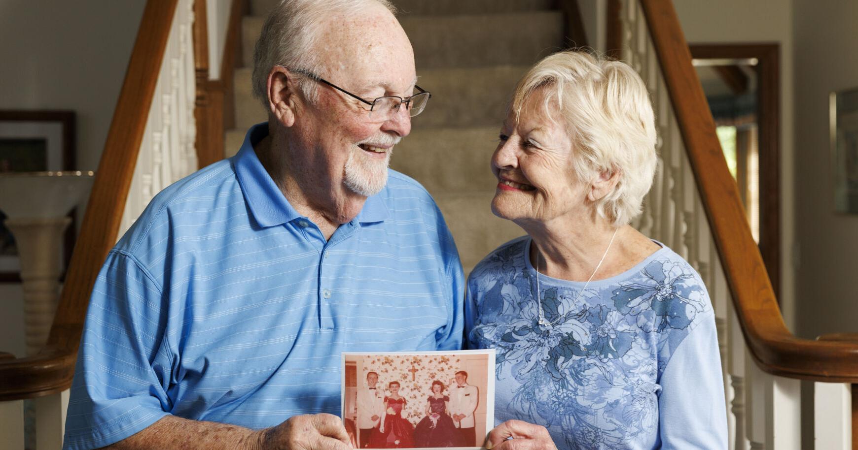 High school sweethearts from Omaha marry 66 years later - Vimarsana News