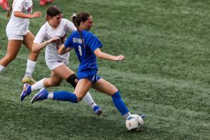 051126-owh-spo-girlsclassa3-nf-15