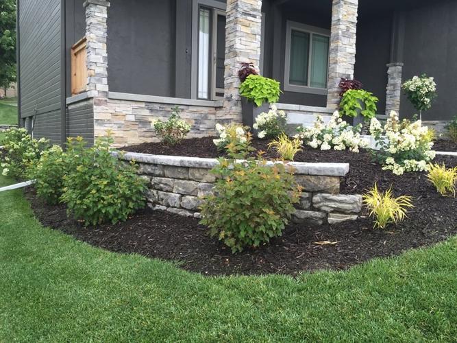 The Rock Place | Landscaping | Outdoor Living | Omaha | Retaining Wall