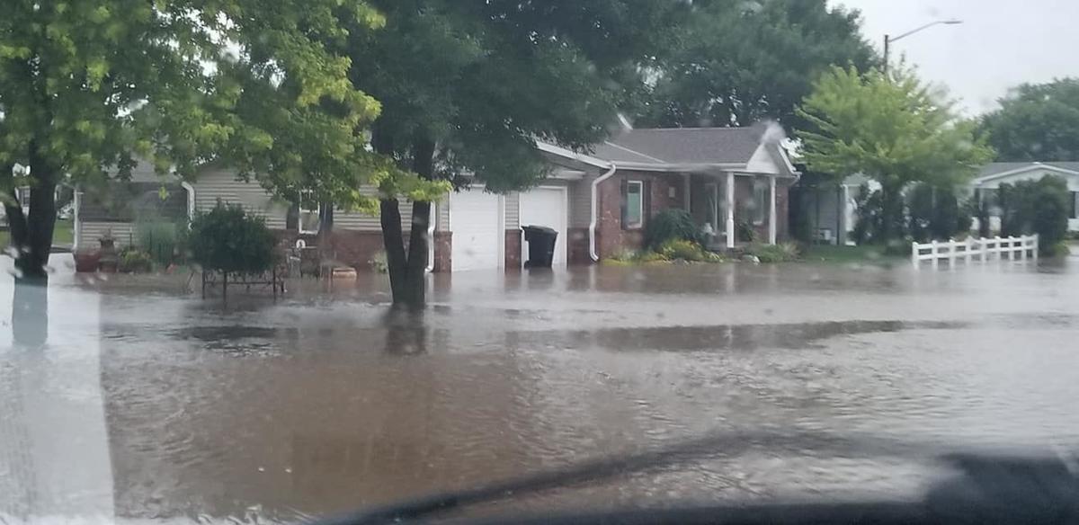 Wood River advised to evacuate, flooding reaches Gibbon as streams