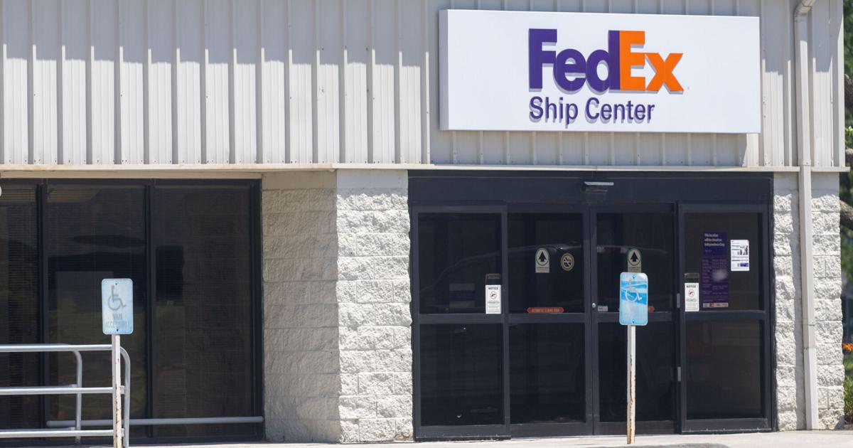 FedEx schließt Standort in Omaha, was über 100 Mitarbeiter betrifft.