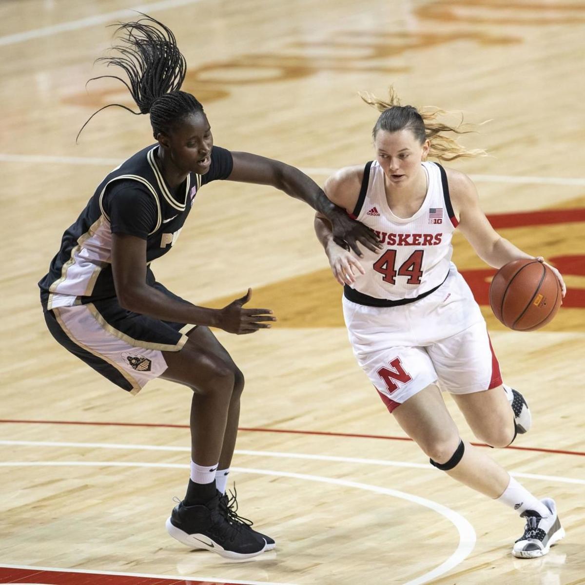 Women S Basketball Kayla Mershon Leaves Huskers Transfers To