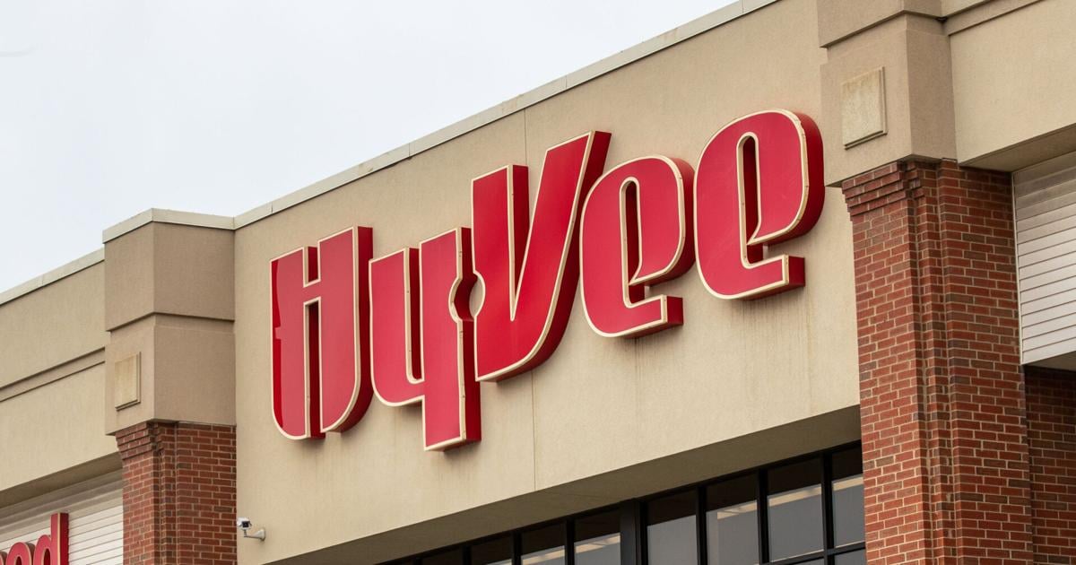 HyVee aims to open Gretna store this summer; Culver's eyeing site, too