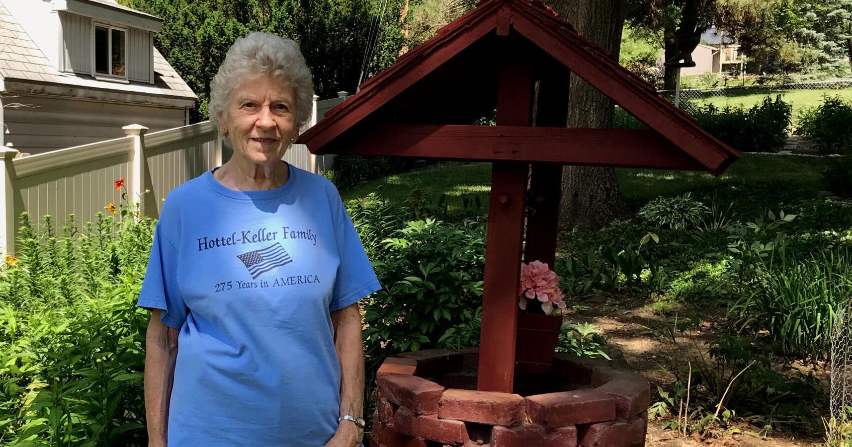 84-year-old Omahan keeps garden blooming: 'I love to get my fingers in the dirt' - Vimarsana News