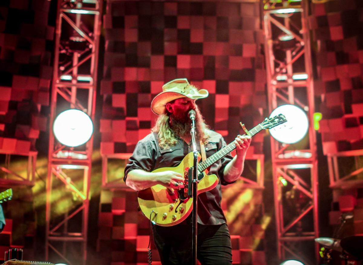 Review Chris Stapleton is better than his country peers; his Omaha
