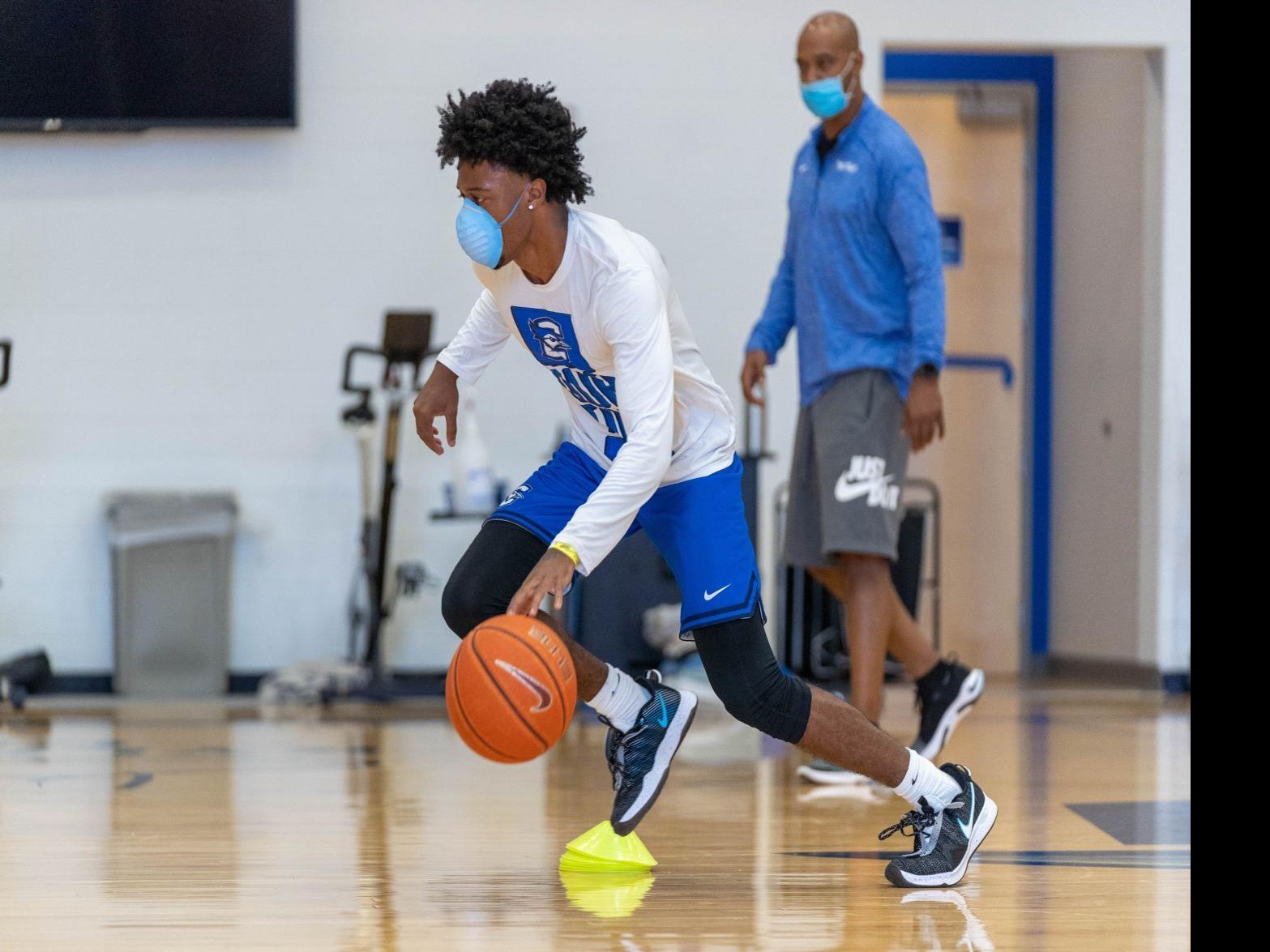 For Creighton Basketball There S No Masking The Issues Of Practicing In A Pandemic Creighton Omaha Com