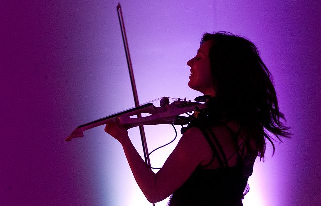 hova-violin_showcase
