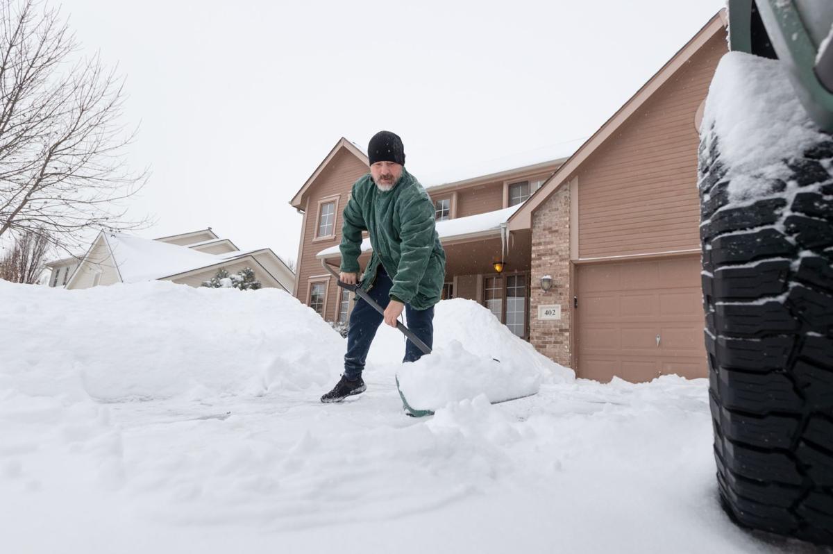 Snowy Sidewalks Present Dilemma Do You Tattle On Procrastinators