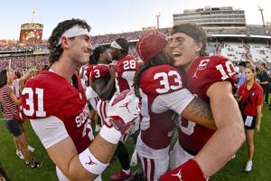 FOOTBALL-NCAA/