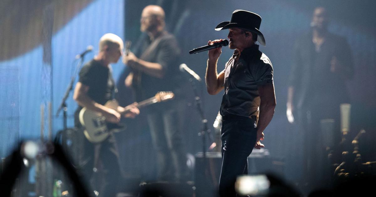 Country star Tim McGraw coming to Omaha's CHI Center next June