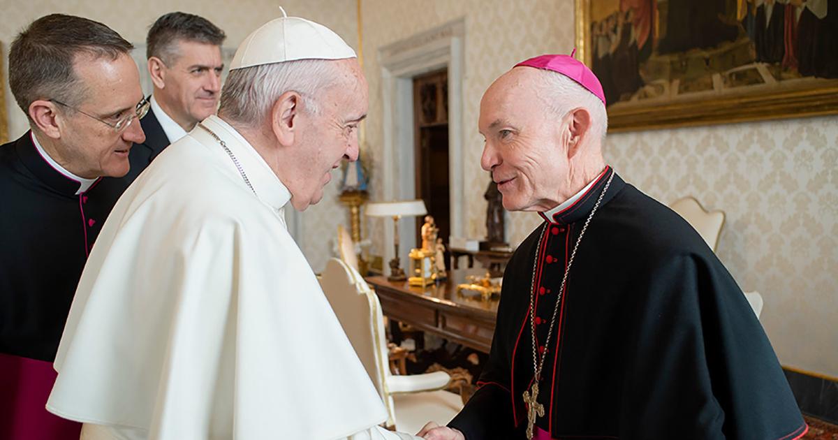 Papst Franziskus ernennt neuen Bischof zum Leiter der Erzdiözese Omaha.