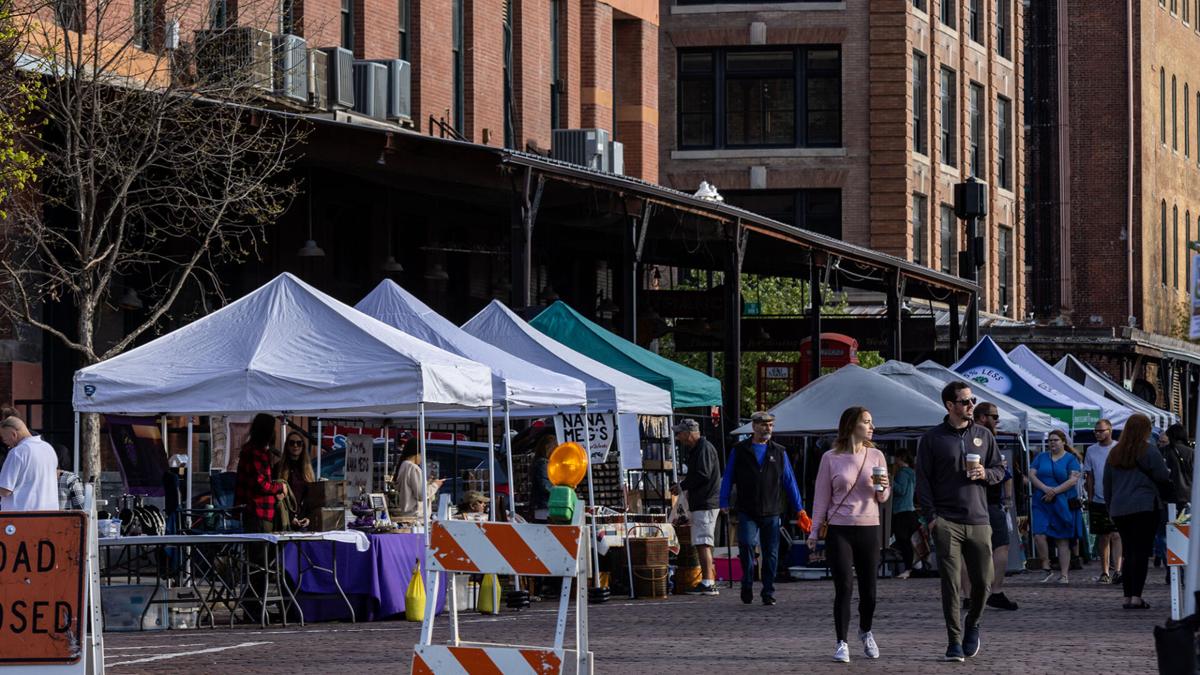 are dogs allowed at the omaha farmers market