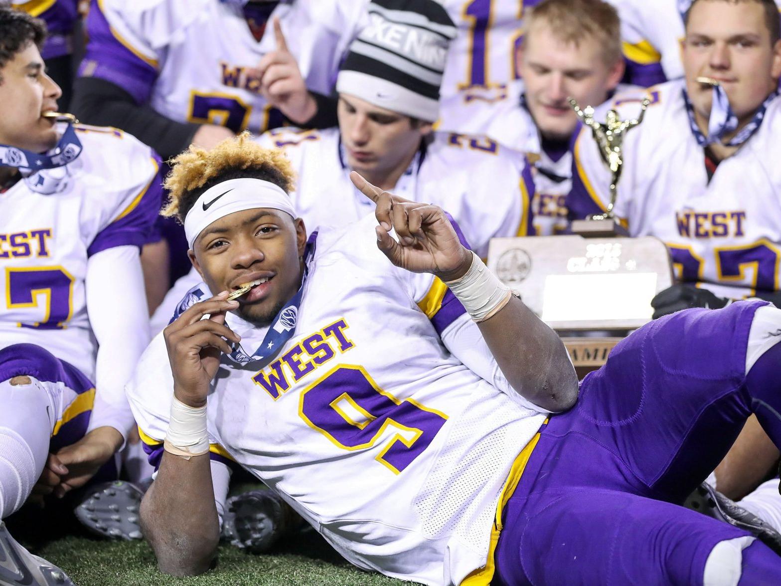 Prep Football Previews Class A No 1 Bellevue West 13 0 Ne