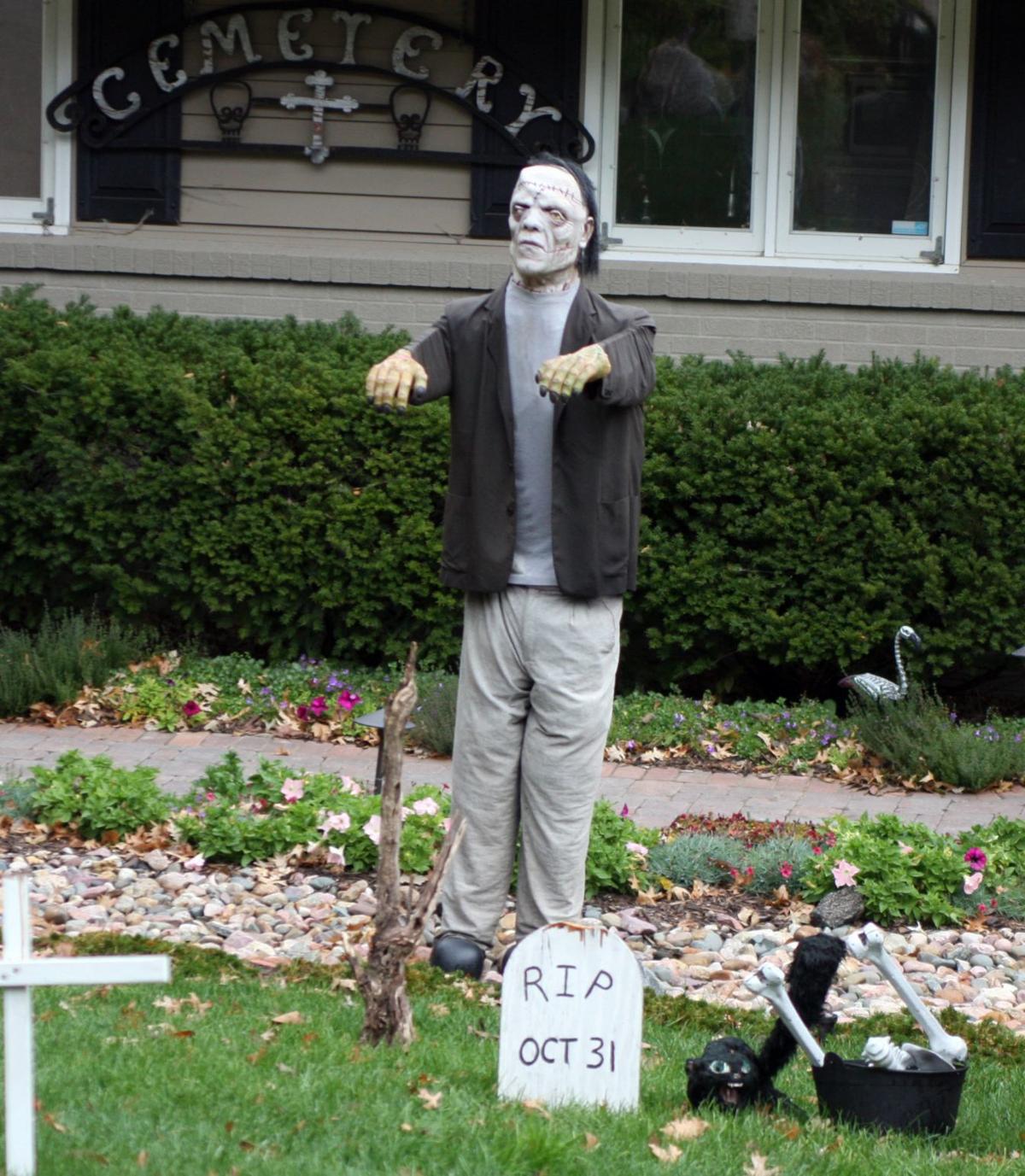 Tourek Embraces Halloween Tradition Ralston Recorder Omaha Com