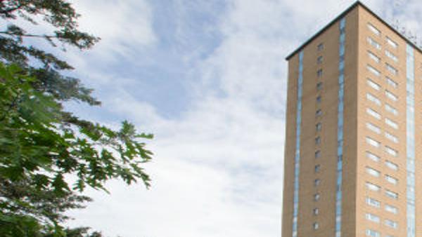 Kelly Elmwood Tower Still Stands Tall On City S Skyline Local News Omaha Com