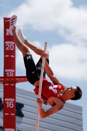 051726-owh-spo-bigtentrack-nf-101