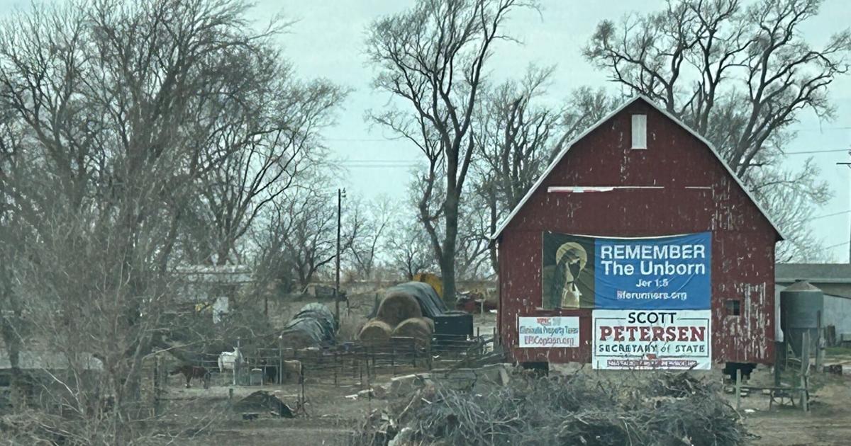 Strong winds, not political ones, fell sign on iconic ‘Trump Barn’ near ...