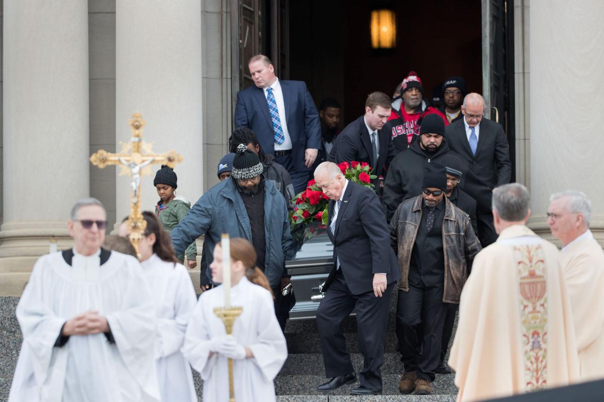 1,000 family members, friends fill church for funeral service honoring
