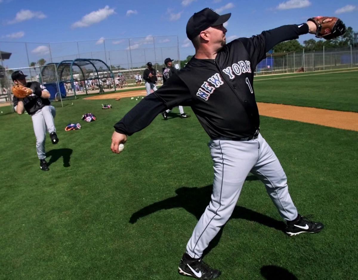 Garth Brooks Wraps Up Spring Training With the New York Mets
