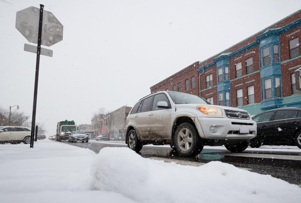 Photos Snow Makes For A Messy Commute On Friday Nov 9 Local