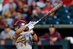 052926-owh-spo-ncaabase-nf-06