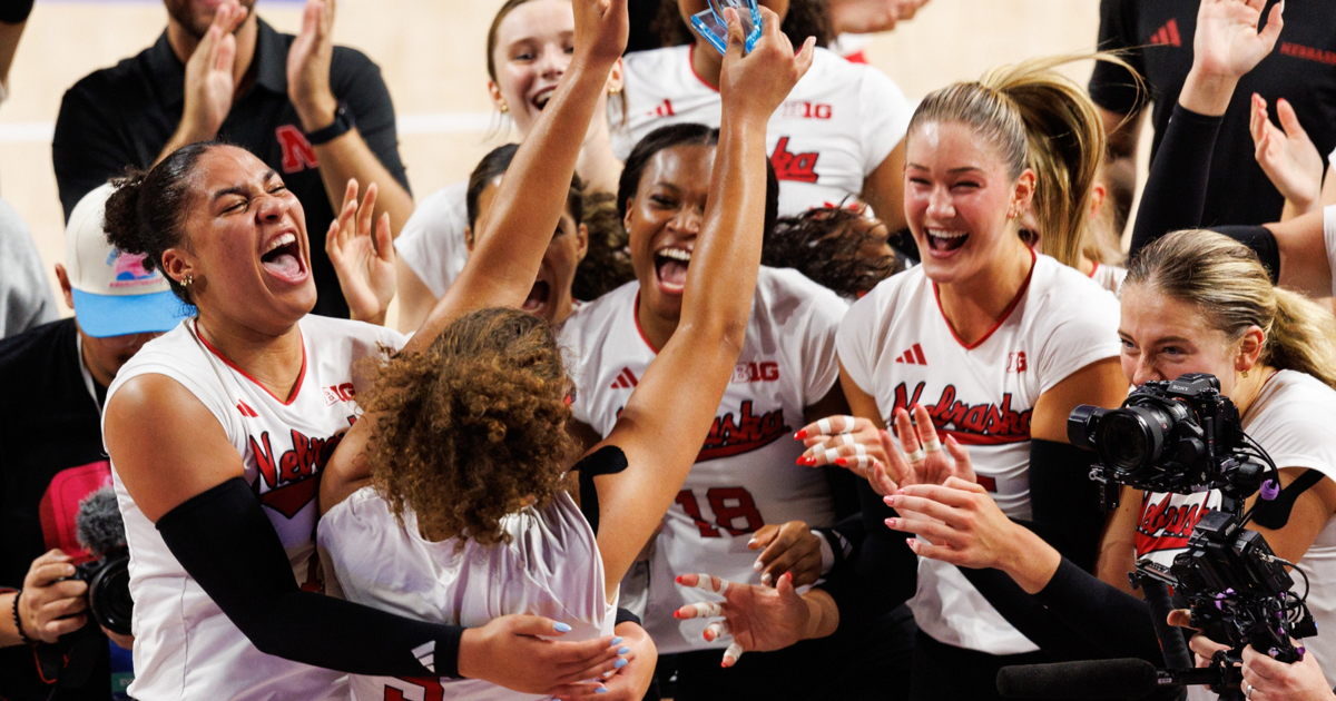 Nebraska volleyball stays No. 1 in Top 25, while Texas rises to No. 2 and Creighton drops to No. 13