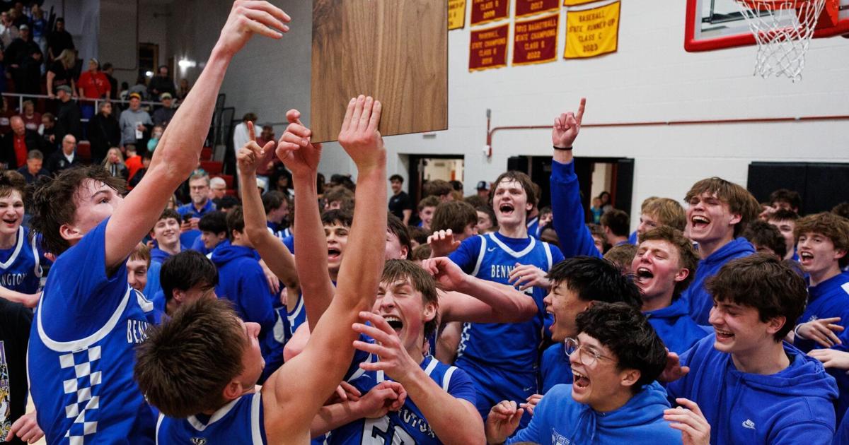 Bennington boys defeat Omaha Roncalli in nail-biter for District B-4 title