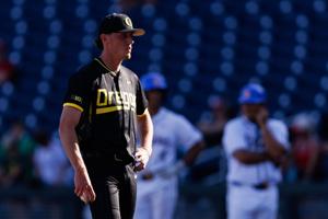 052426-owh-spo-bigtenbase-nf-25