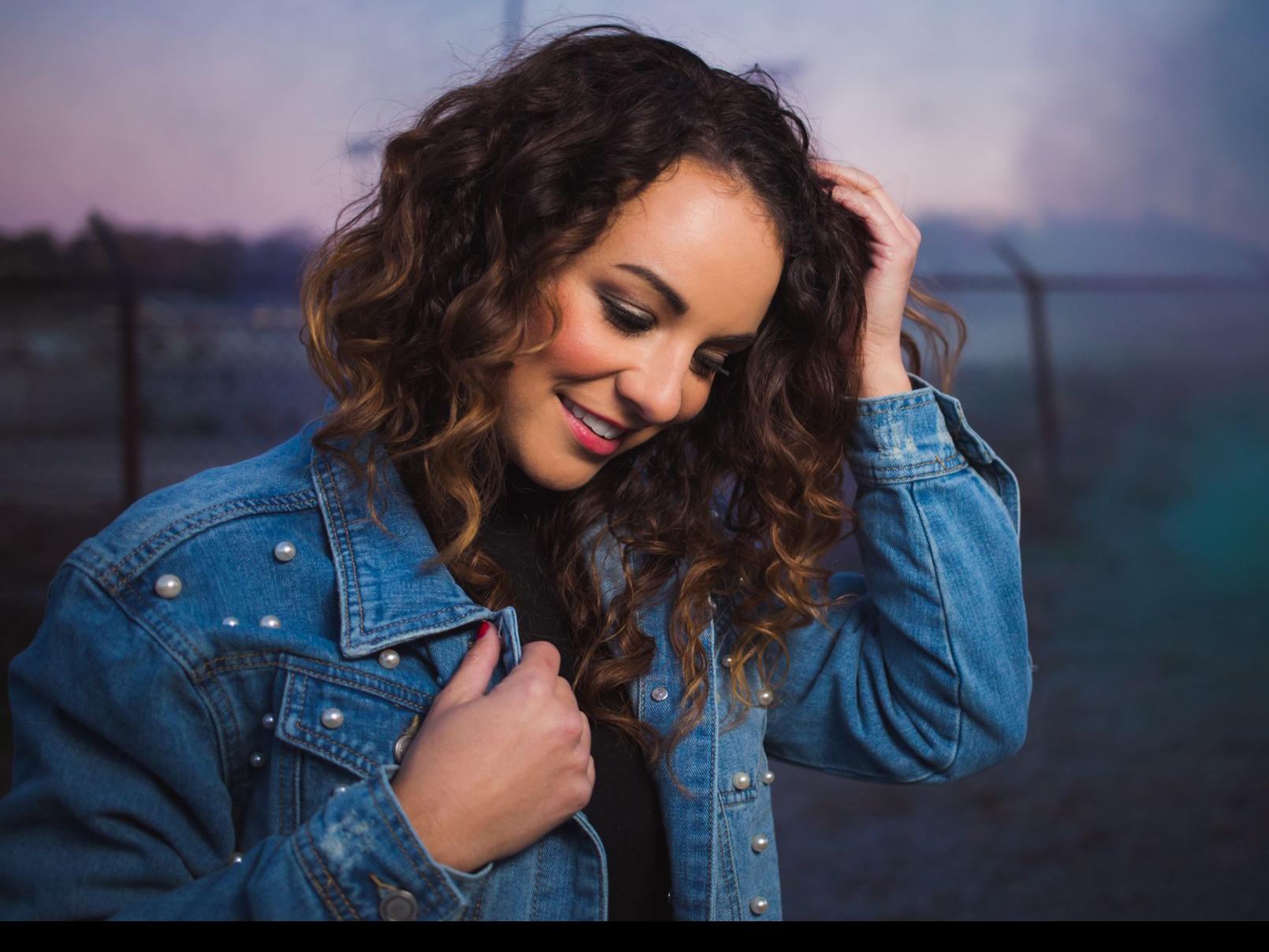 Nebraska Furniture Mart Selects Grand Prize Winner In Song Contest Local Business News Omaha Com
