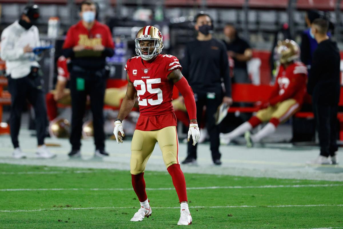 Cornerback Richard Sherman #25 of the San Francisco 49 ers during the NFL game against the Buffalo Bills at State Farm Stadium on December 07, 2020, in Glendale, Arizona.